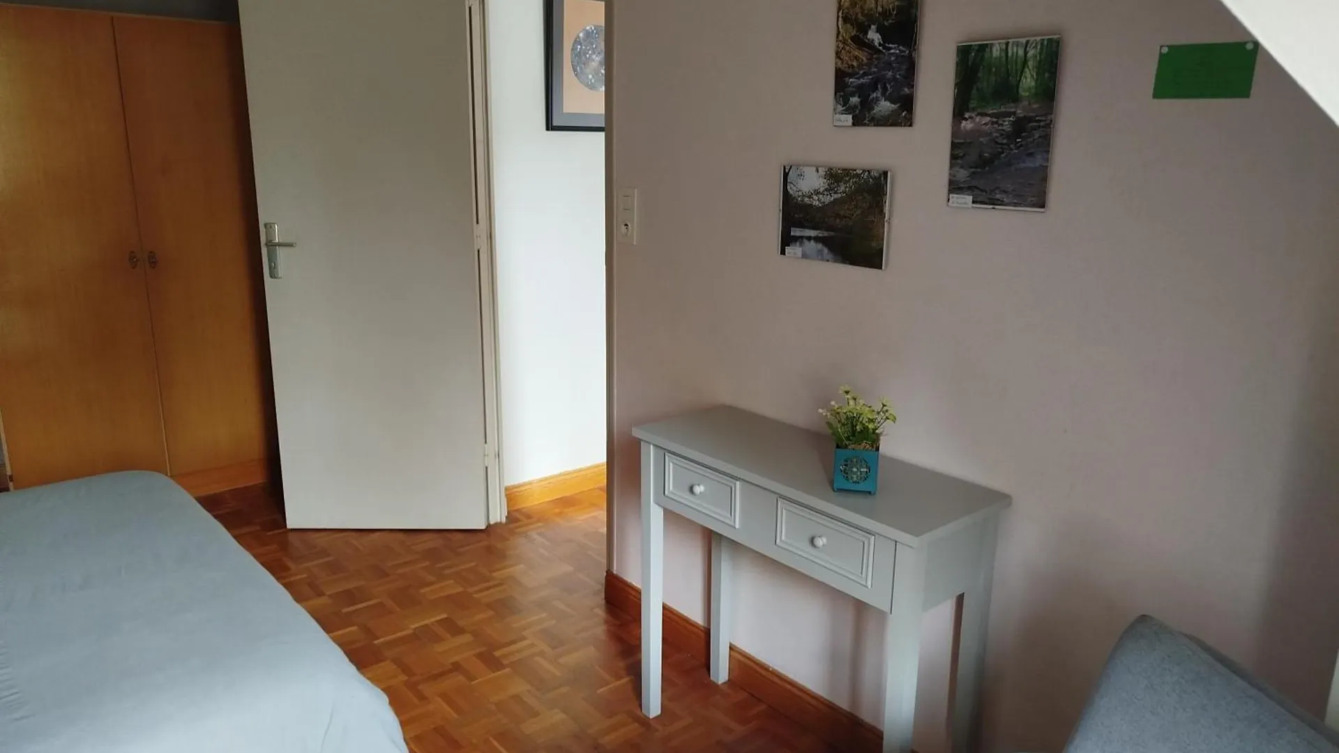 Les Colibris Bed & Breakfast Trehorenteuc 0*,  France